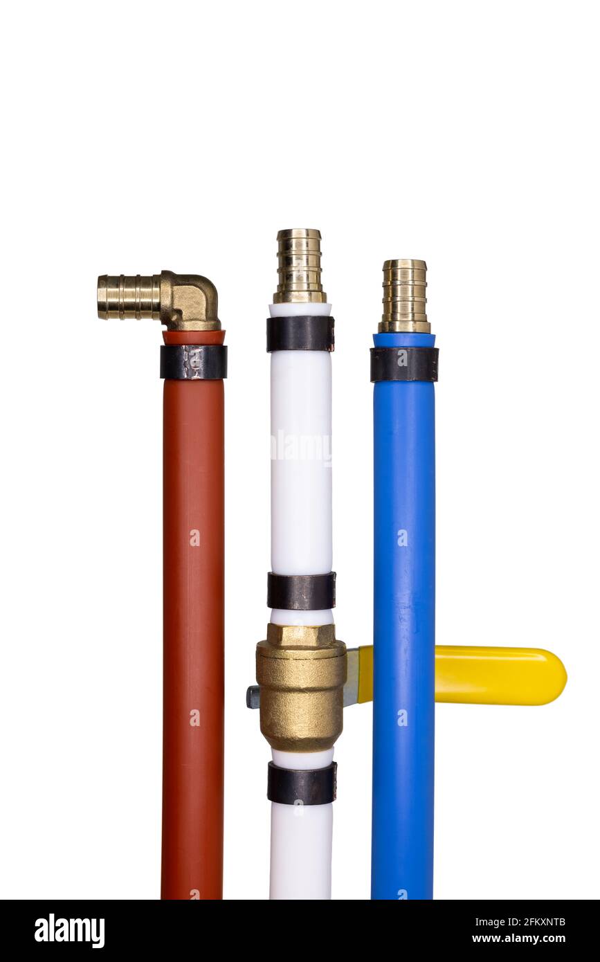 Tubo dell'acqua in PEX rosso bianco e blu con connettori aperti Foto Stock