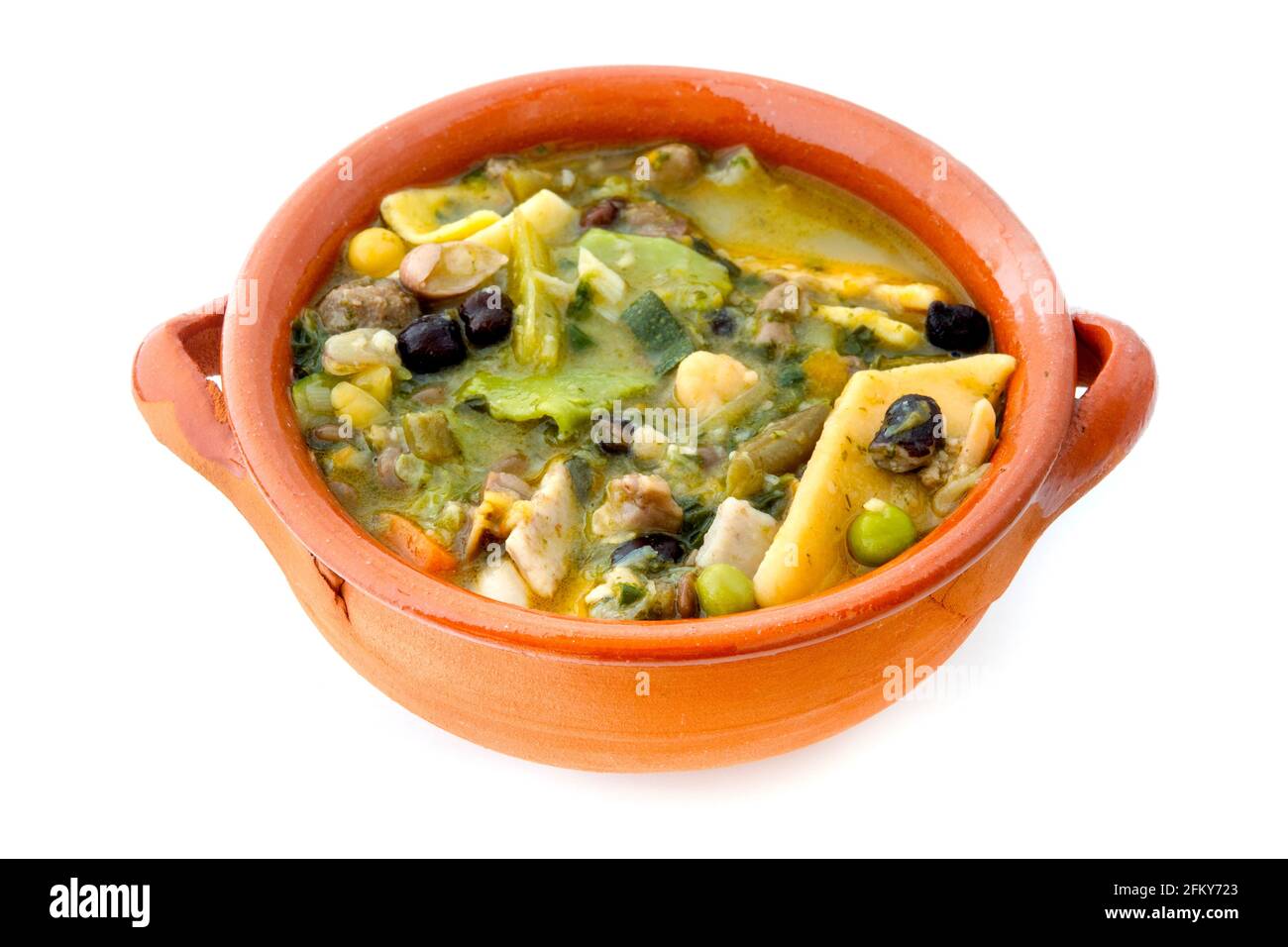 Le Virtù Teramane (virtù di Teramo) sono un piatto tradizionale della provincia italiana di Teramo cucinato solo il 1° maggio. Foto Stock