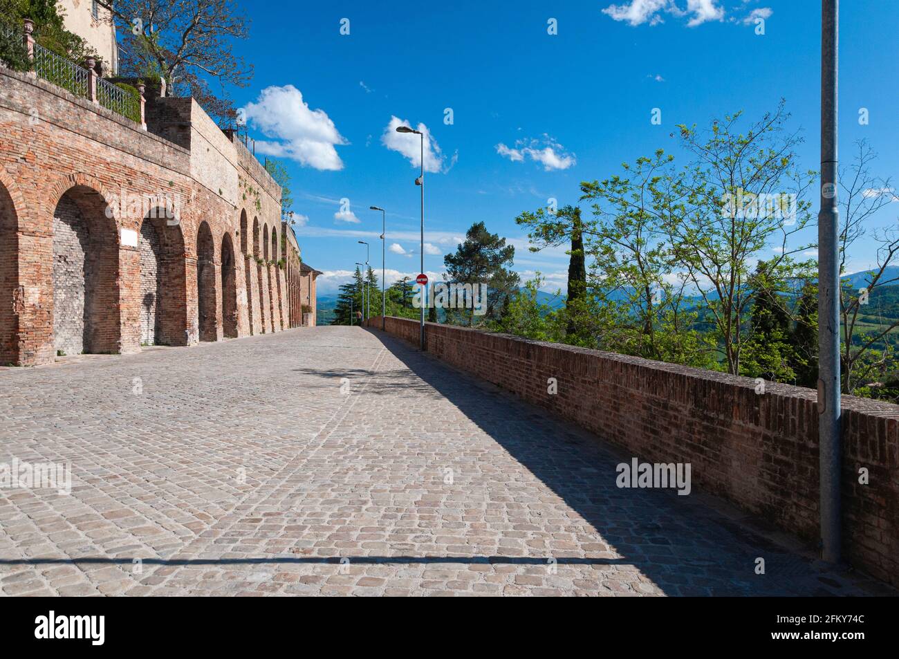 Urbino, città e patrimonio mondiale dell'umanità nelle Marche, in Italia a sumo Foto Stock