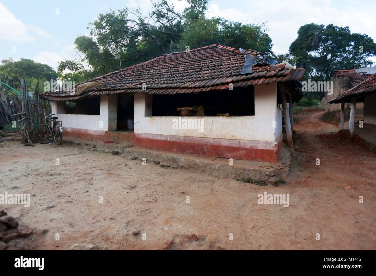 Casa tradizionale, Gadhyaguda Village, Araku, Andhra Pradesh, India. TRIBÙ PARANGIPERJA Foto Stock
