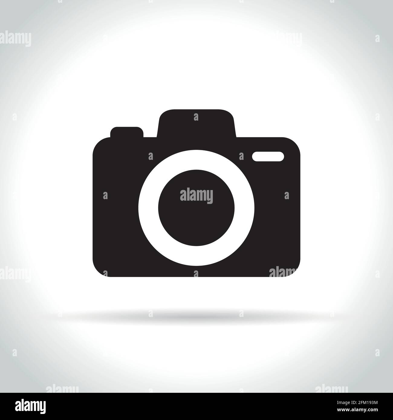 Immagine dell'icona della fotocamera su sfondo bianco Illustrazione Vettoriale