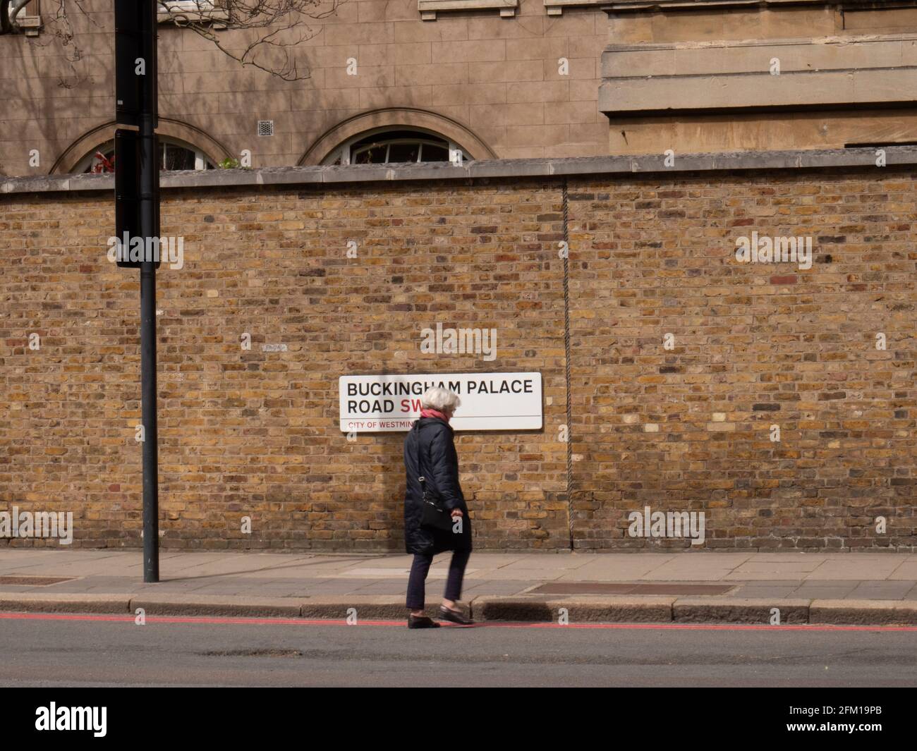 Cartello Buckingham Palace Road, Londra Foto Stock