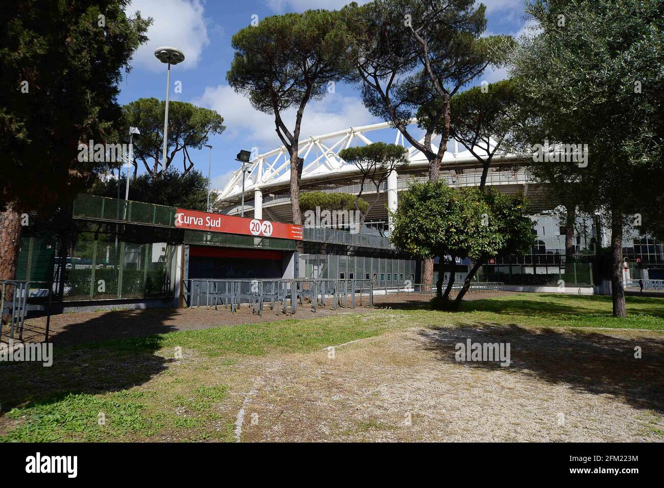 Foto IPP/Roberto Ramaccia Roma 5/05/2021 Stadio Olimpico pre Euro 2020-2021 Nella foto l'ingresso della curva sud con lo stadio olimpico sullo sfondo Foto Stock