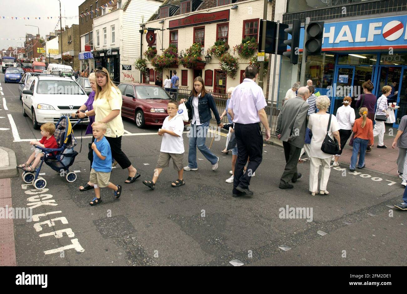 Eltham High Street.23 agosto 2002 foto Andy Paradise Foto Stock