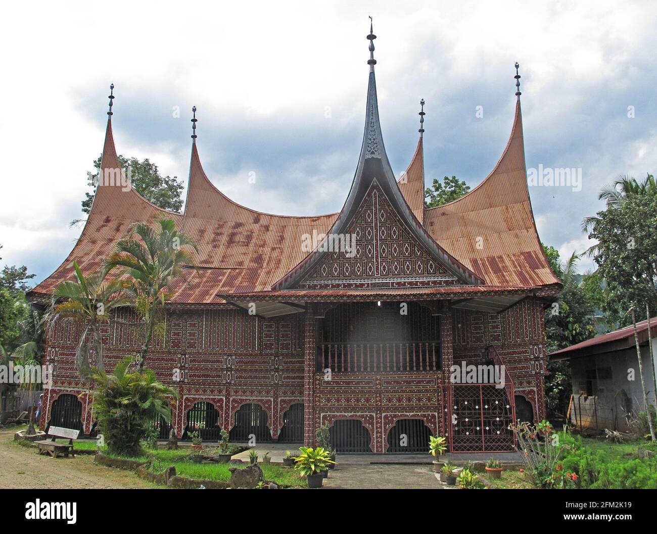 Rumah Gadang casa tradizionale Sumatra, Indonesia Giugno Foto Stock