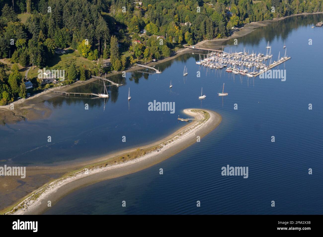 Ganges Spit e il club di vela di Saltspring Island ormeggia, Salt Spring Island, British Columbia, Canada Foto Stock