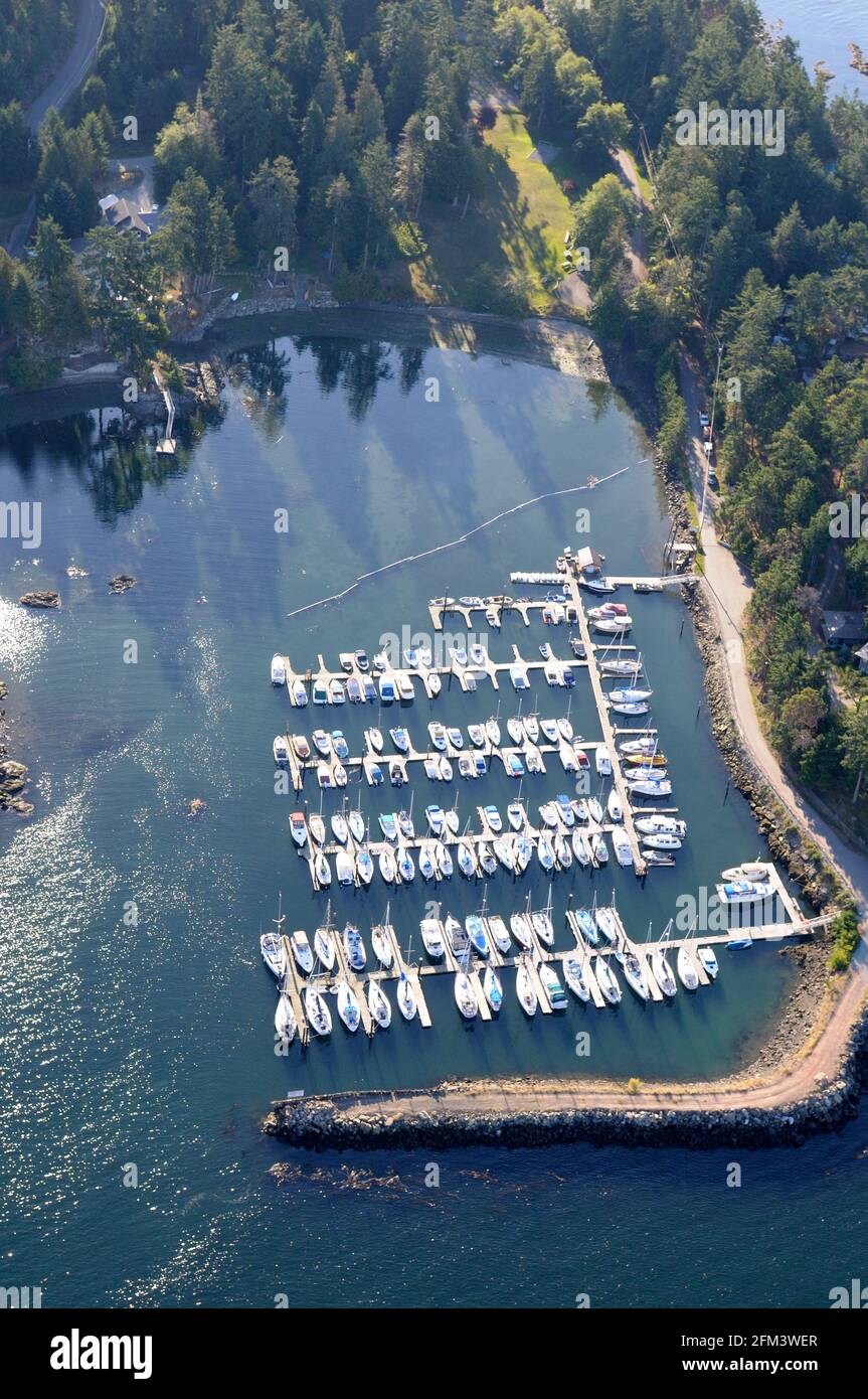 Thieves Bay Marina, North Pender Island, BC. Fotografie aeree delle Isole del Golfo del Sud. British Columbia, Canada. Foto Stock