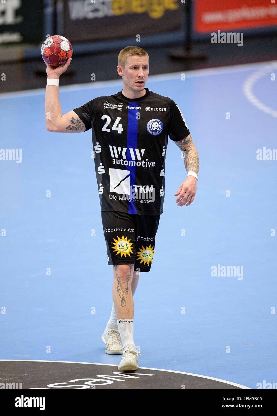 Eat, Germania. 05 maggio 2021. Linus ARNESSON (BHC) Action handball 1st Bundesliga, 28th Matchday, TUSEM Essen (e) - Bergischer HC (BHC) 22:32, on 05.05.2021 in e ssen/Germany Â | Usage worldwide Credit: dpa/Alamy Live News Foto Stock