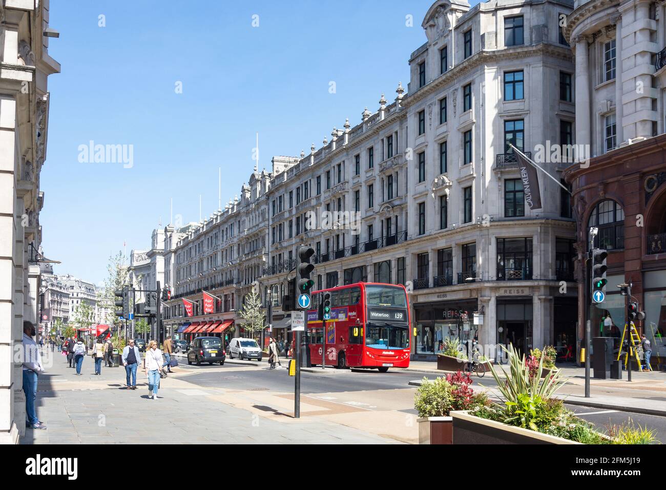 Autobus a due piani, Regent Street, Soho, City of Westminster, Greater London, Inghilterra, Regno Unito Foto Stock