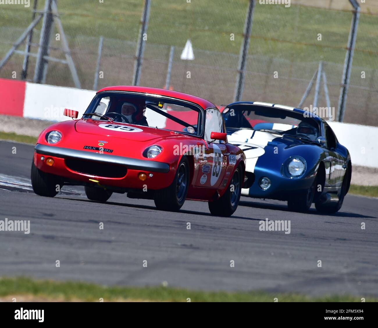 Steve Bond, Cliff Grey, Lotus Elite 26R, RAC Pall Mall Cup for Pre-66 GT, Sports Racing and Touring Cars, Donington Historic Festival, Donington Park, Foto Stock