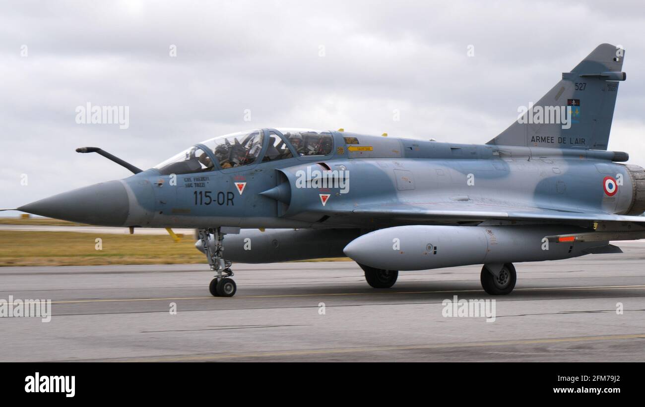 Evreux Air base France LUGLIO, 14, 2019 Dassault Mirage 2000B la variante di formatore di conversione operativa a due posti, dell'Aeronautica militare francese Foto Stock