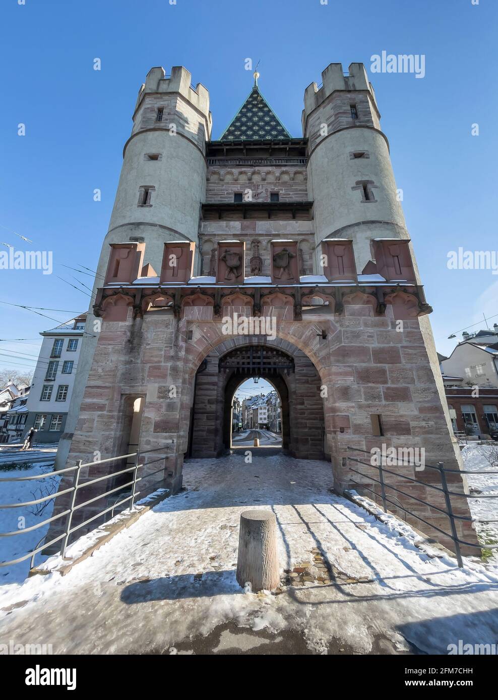 Spalentor a Basilea è una ex porta della città. Sono considerati una delle più belle porte della città in Svizzera Foto Stock