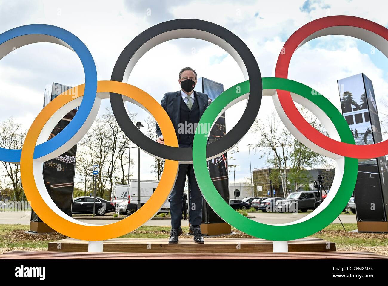 Il sindaco di Anversa Bart De Wever ha ritratto durante la rivelazione di un monumento con anelli Olimpici, per celebrare il 100° anniversario dei Giochi Olimpici del 1920 in UN Foto Stock