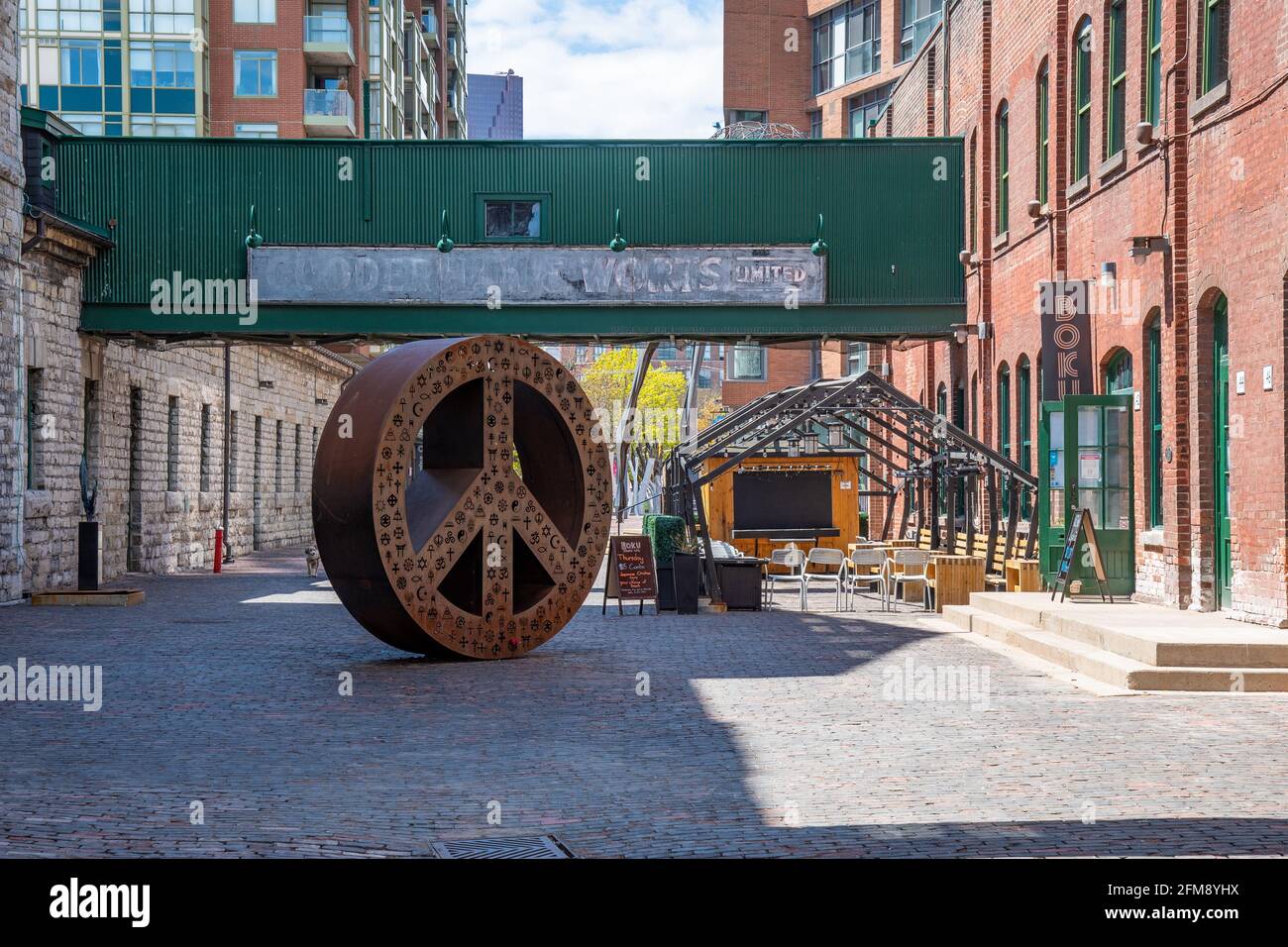 Il Distillery District è uno dei più famosi punti di riferimento turistici della città vecchia di Toronto, Canada. Oggi il luogo famoso è vuoto d Foto Stock