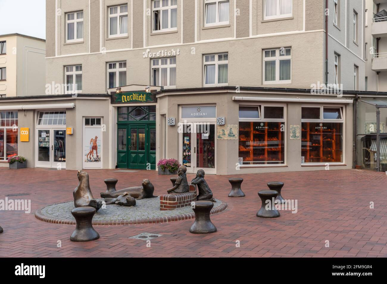 Vista sull'hotel e sul ristorante Nordlicht Isola del Mare del Nord di Wangerooge Foto Stock