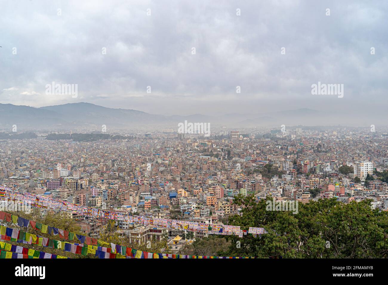 Vista dal complesso del tempio Swayambhunath / Tempio delle scimmie, Nepal Foto Stock