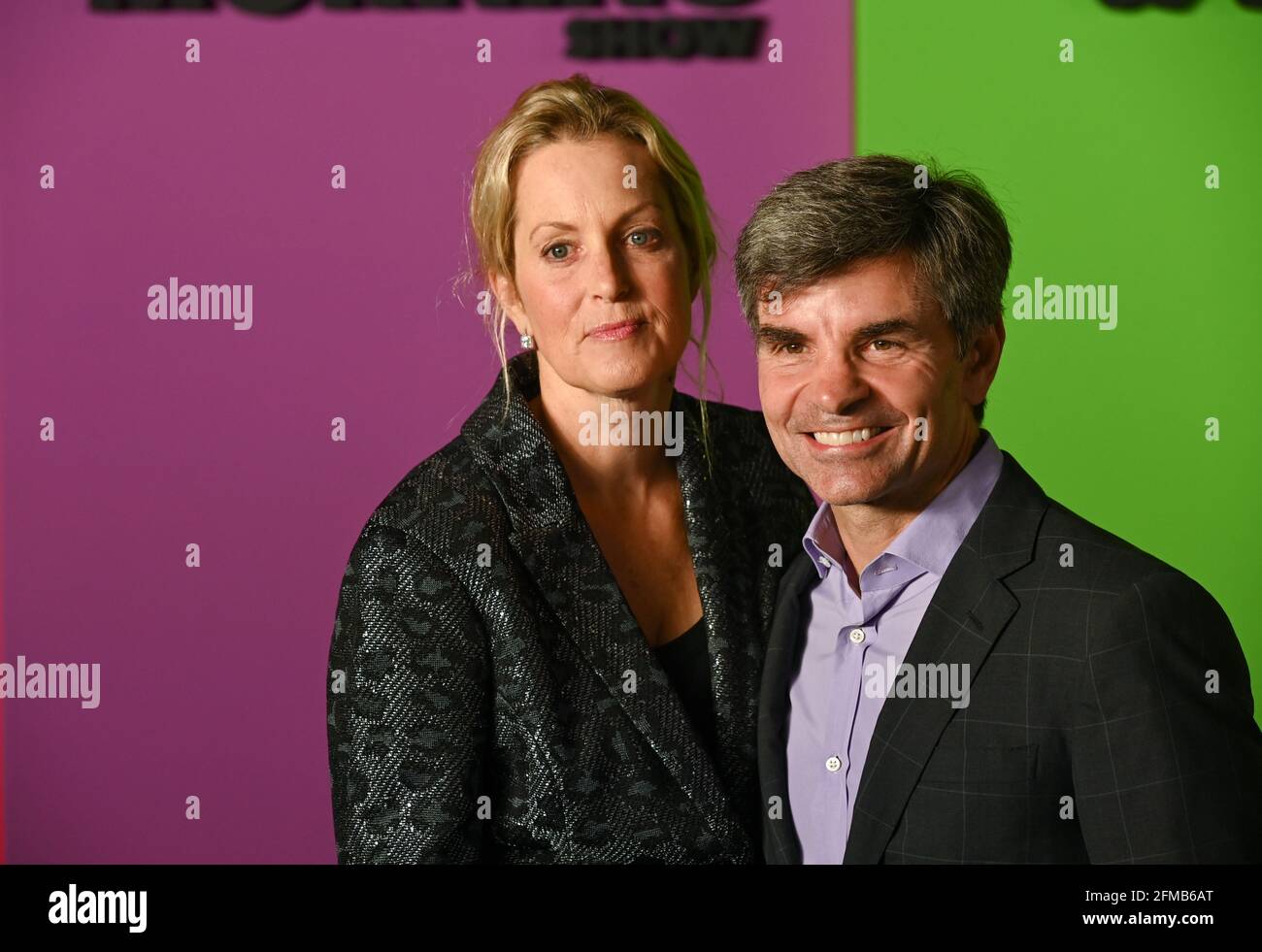 Ali Wentworth, George Stephanopoulos arriva al Morning Show New York Premiere di APPLE TV, tenuto al Lincoln Center di New York City, lunedì 28 ottobre 2019. Foto di Jennifer Graylock-Graylock.com 917-519-7666 Foto Stock