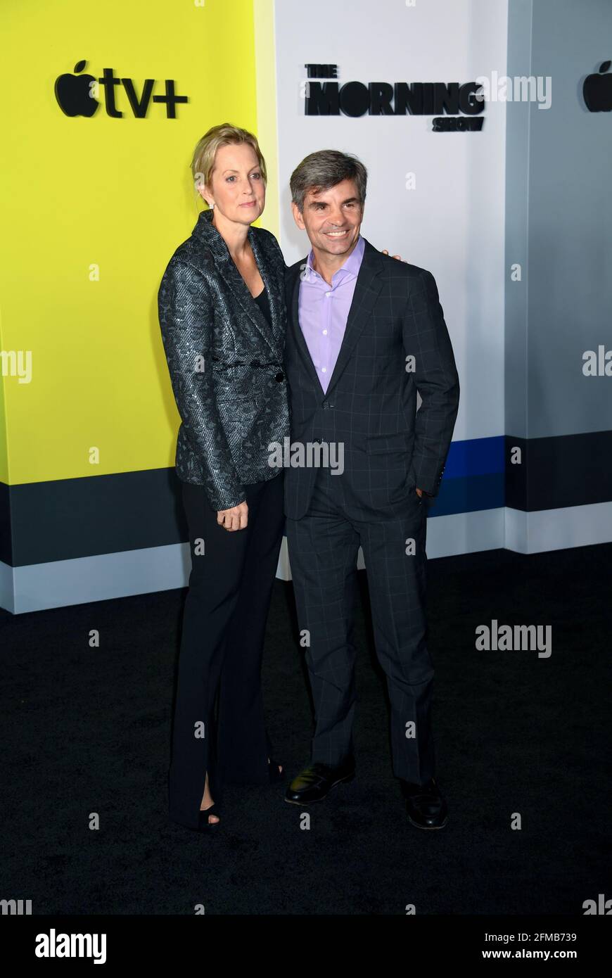 Ali Wentworth, George Stephanopoulos arriva al Morning Show New York Premiere di APPLE TV, tenuto al Lincoln Center di New York City, lunedì 28 ottobre 2019. Foto di Jennifer Graylock-Graylock.com 917-519-7666 Foto Stock