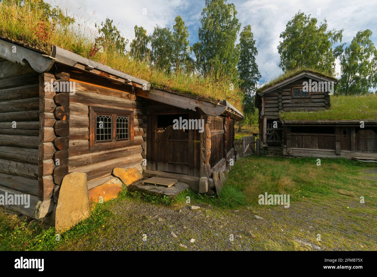 Edifici storici nel Museo all'aperto di Maihaugen, Lillehammer, Innlandet, Norvegia Foto Stock