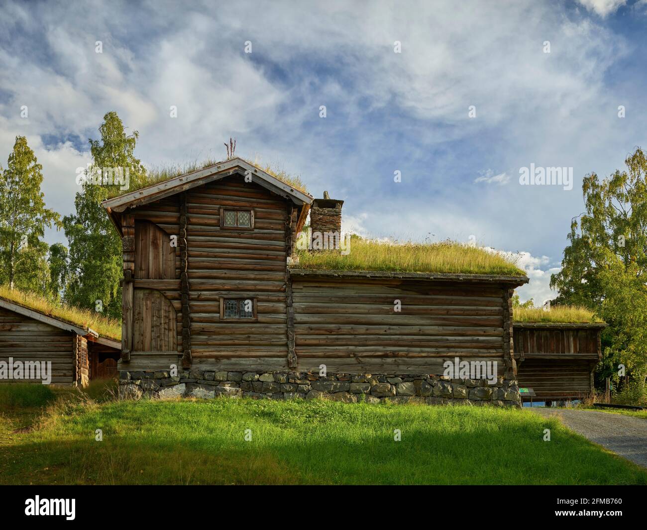 Edifici storici nel Museo all'aperto di Maihaugen, Lillehammer, Innlandet, Norvegia Foto Stock