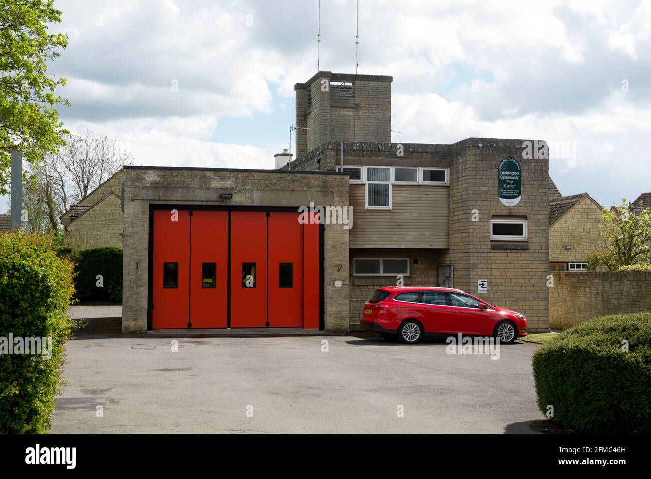 Stazione dei vigili del fuoco di Deddington Village, Oxfordshire, Inghilterra, Regno Unito Foto Stock