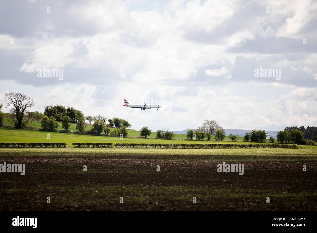 British Airways a321 Neo, avvicinamento finale all'aeroporto di Glasgow Foto Stock
