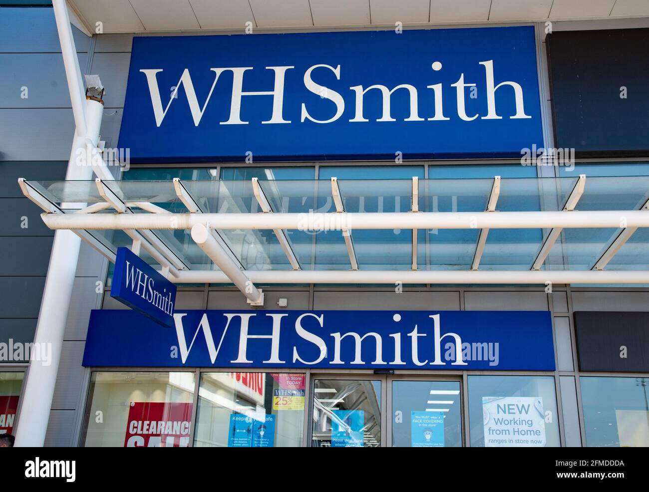 Negozio WH Smith al Deepdale Shopping Park, Blackpool Road, Preston, Lancashire, Regno Unito Foto Stock