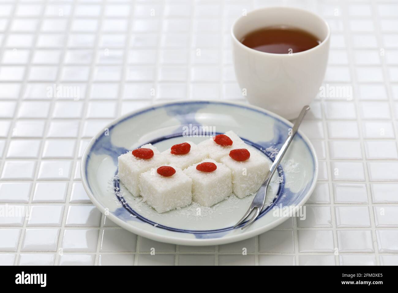 budino di latte di cocco fatto in casa, dessert cinese dim sum Foto Stock
