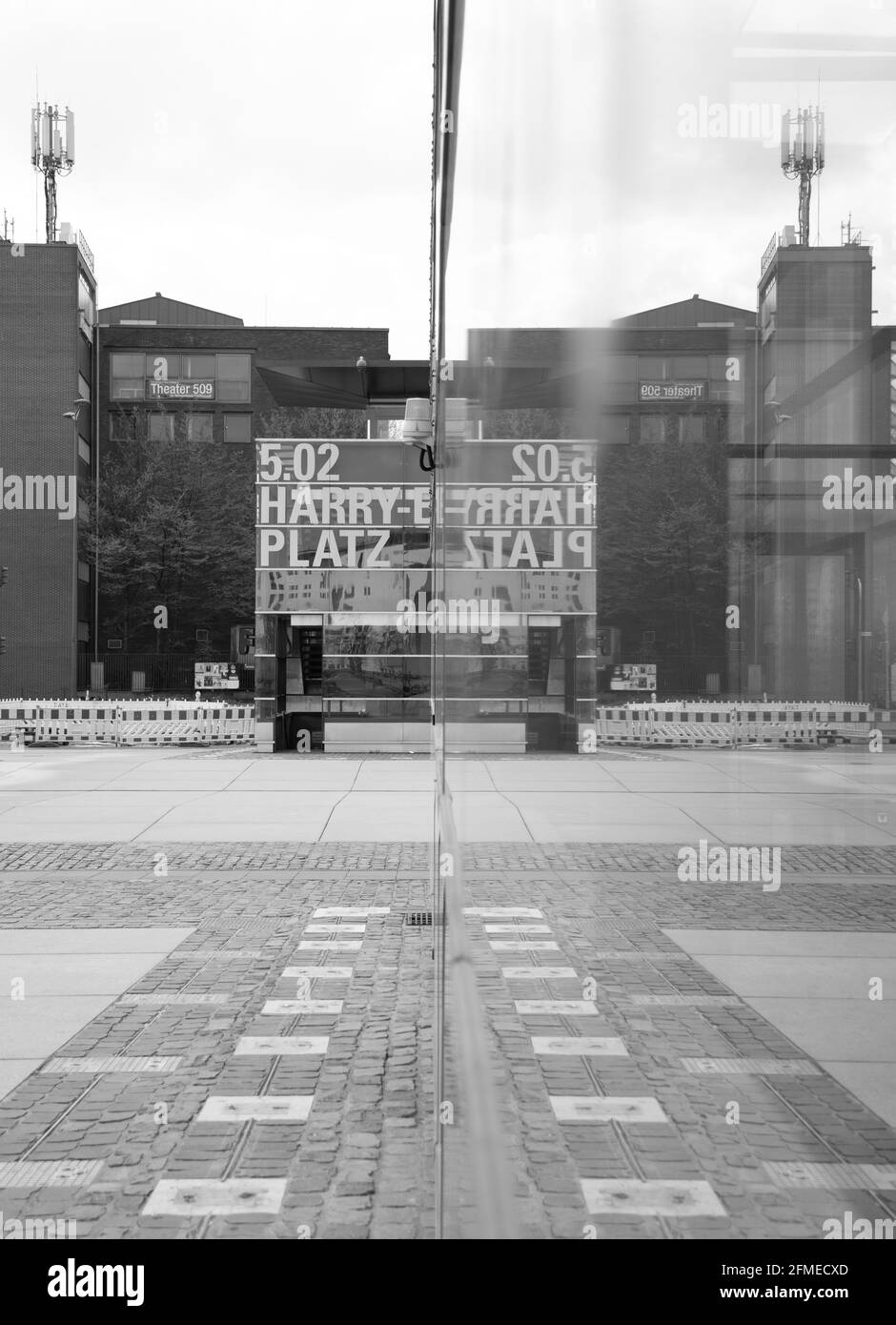 Specchio urbano Foto Stock