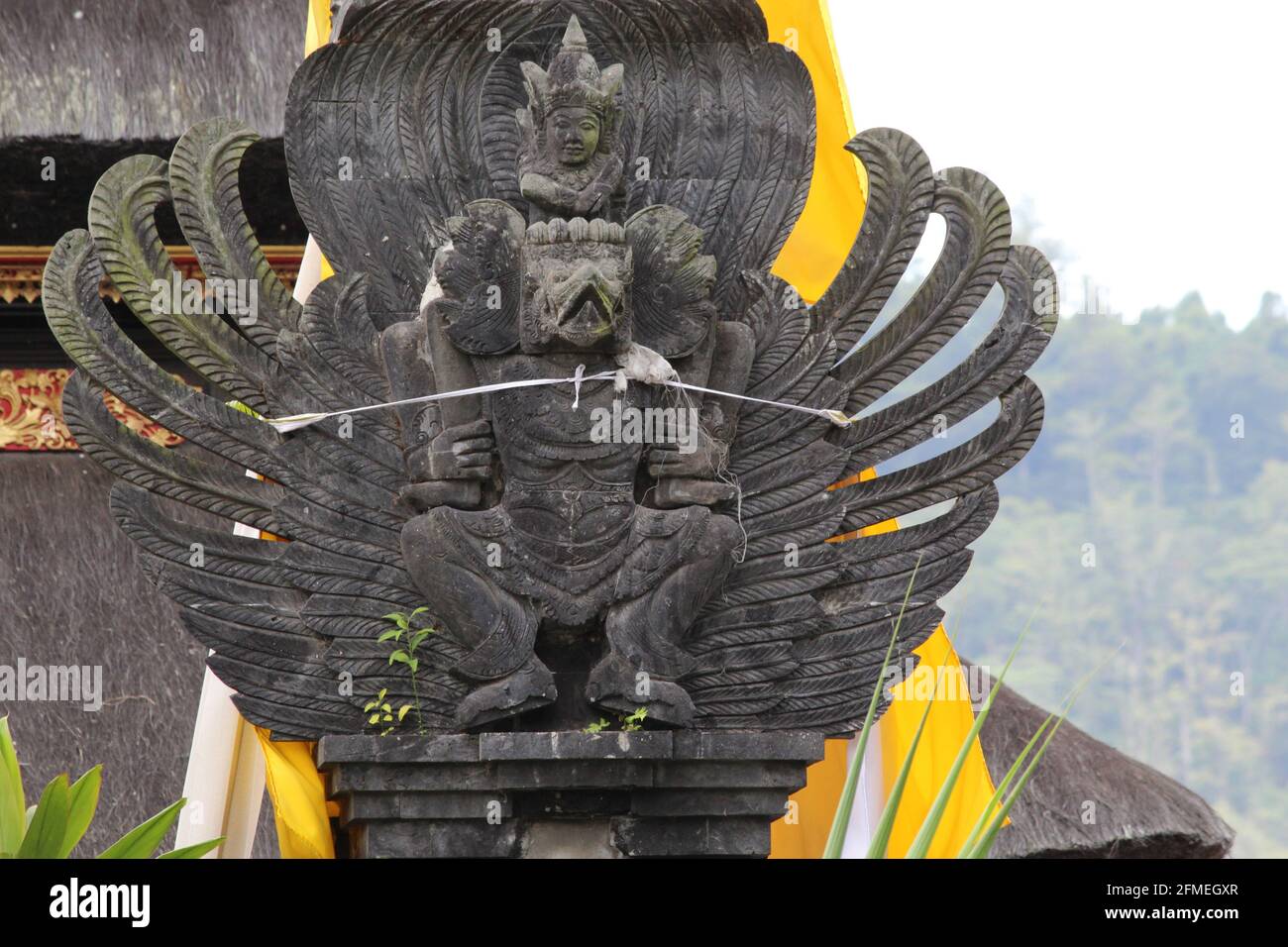 Garuda - veicolo celeste del Signore Vishnu Foto Stock