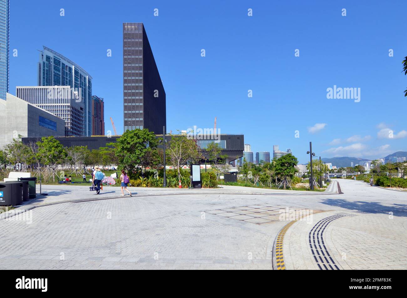 M+ Museum, un museo d'arte contemporanea nel distretto culturale di West Kowloon (WKCD), Hong Kong, in fase di completamento. Foto Stock