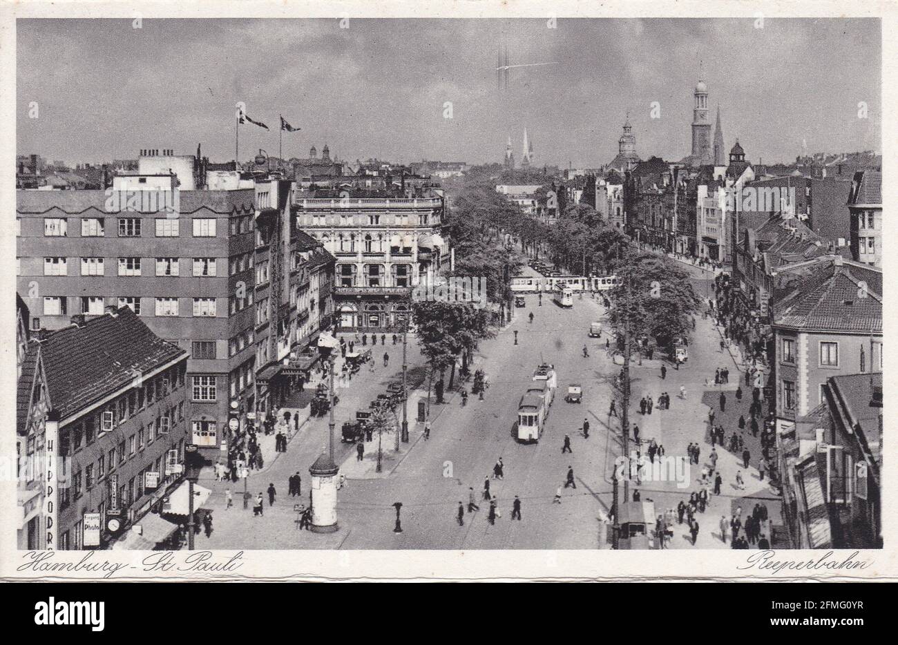 Cartolina bianca e nera d'epoca di St. Pauli, Amburgo, anni '30. Foto Stock