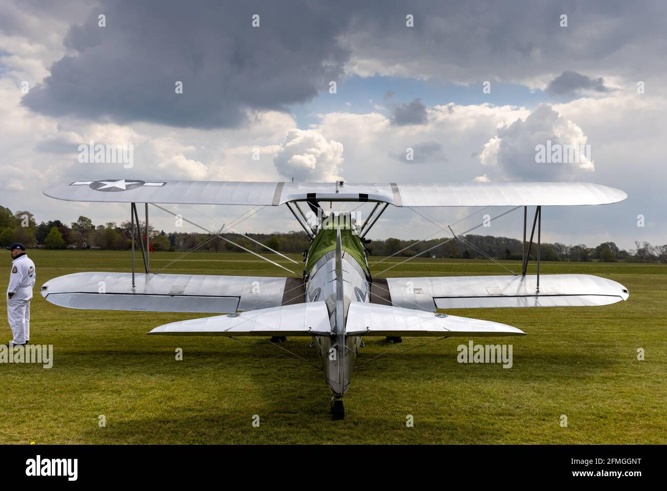 Stearman (Boeing) modello 75 biplano all'Aerodromo Old Warden Foto Stock