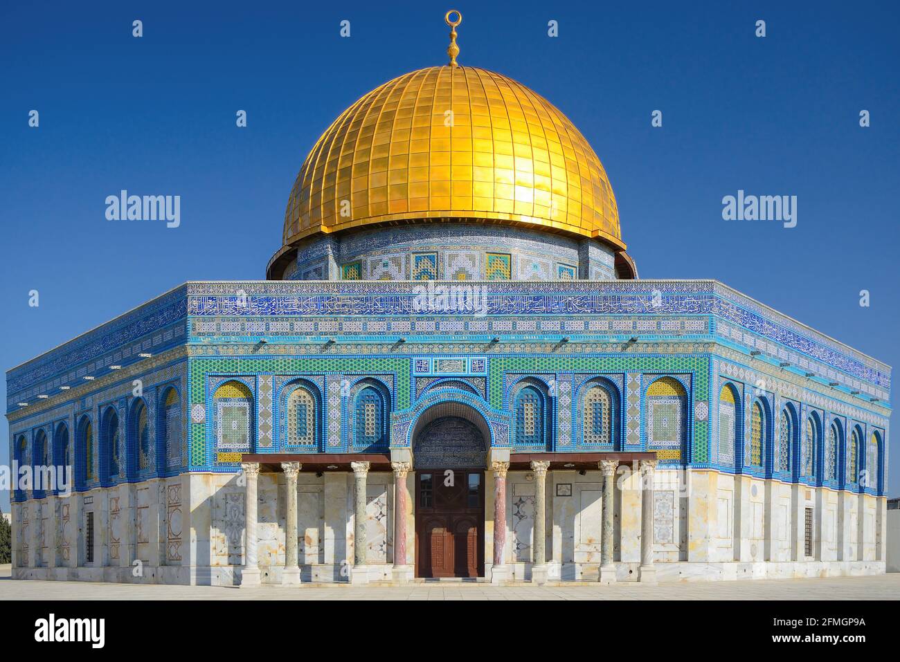 Gerusalemme, Israele; 4 maggio 2021 - la cupola della roccia è un santuario islamico situato sul Monte del Tempio nella Città Vecchia di Gerusalemme. Foto Stock