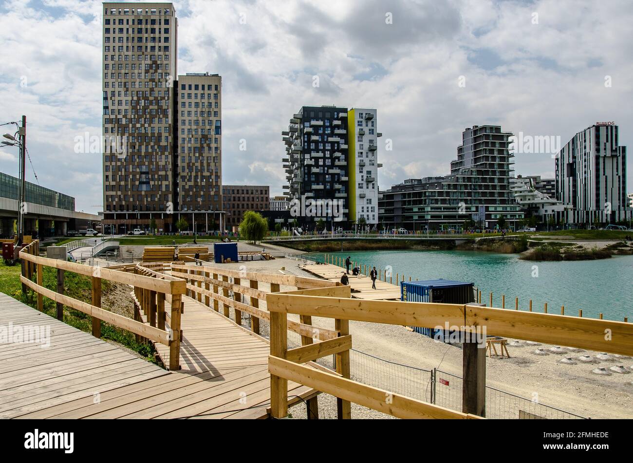Aspern Seestadt (Lakeside City) è uno dei più grandi progetti di sviluppo urbano d’Europa. Situato nel ventiduesimo distretto nord-orientale di Vienna, in rapida crescita Foto Stock