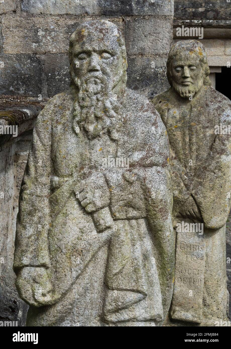 La statuaria, interamente fatta di granito, Calvario di Guéhenno, dipartimento di Morbihan, Bretagna, Francia. Foto Stock