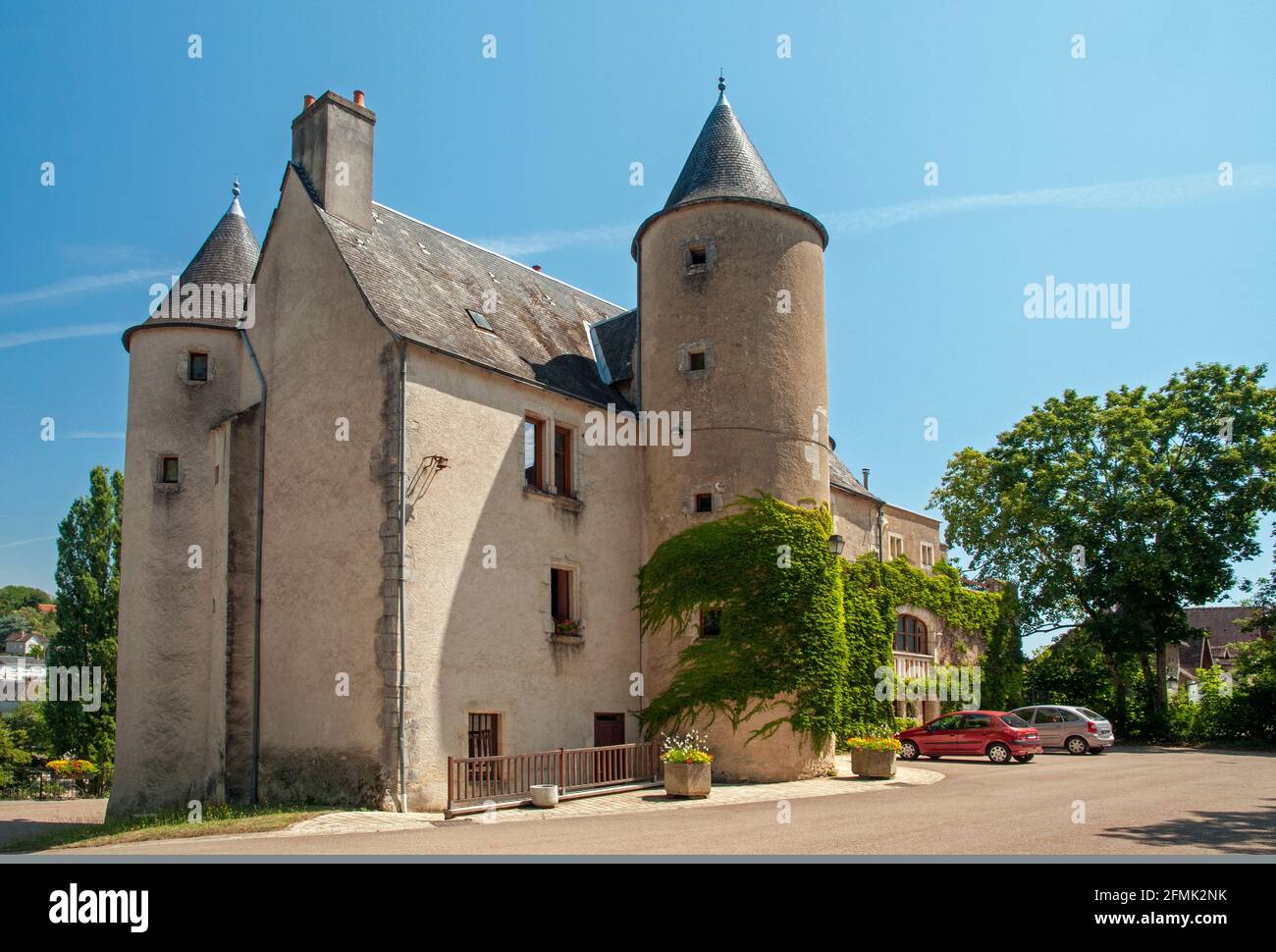 Petit Broutet Castello (XV secolo), classificata come monumento storico, Le Pont-Chretien-Chabenet town, Indre (36), Center-Val de Pays de la Loire, Francia. Foto Stock