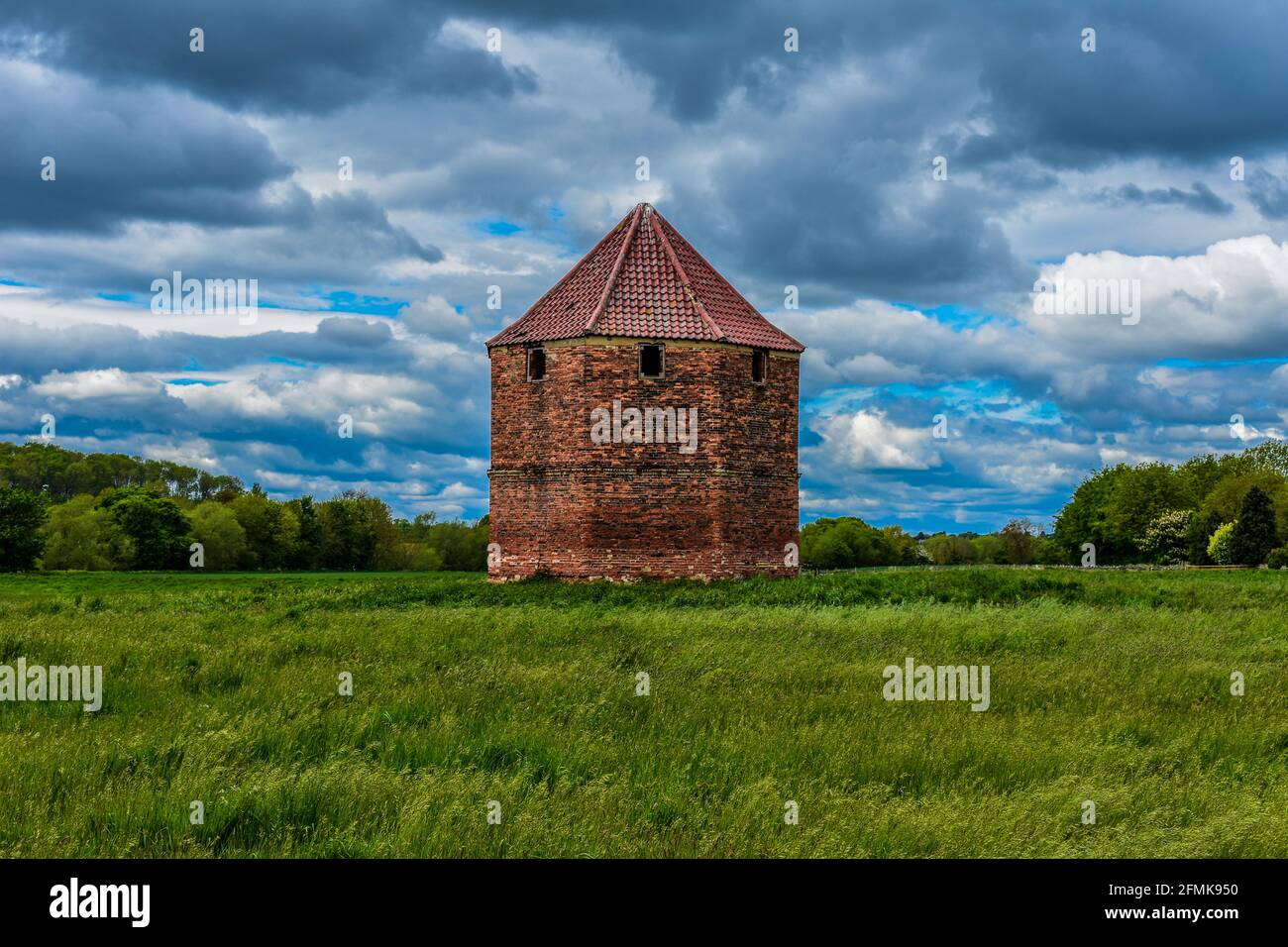 Granaio di mattoni Foto Stock