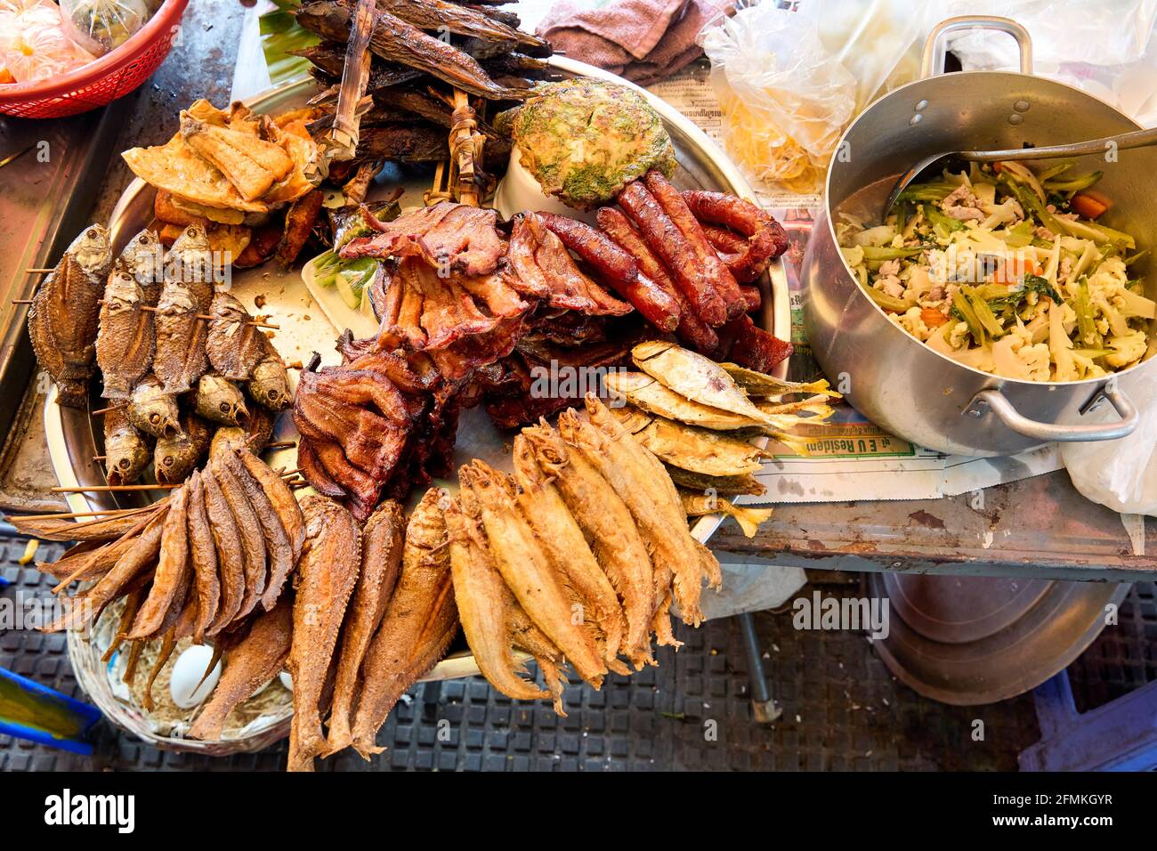 Mercato Centrale (Psah Thom Thmey) di Phnom Penh, Cambogia Foto Stock