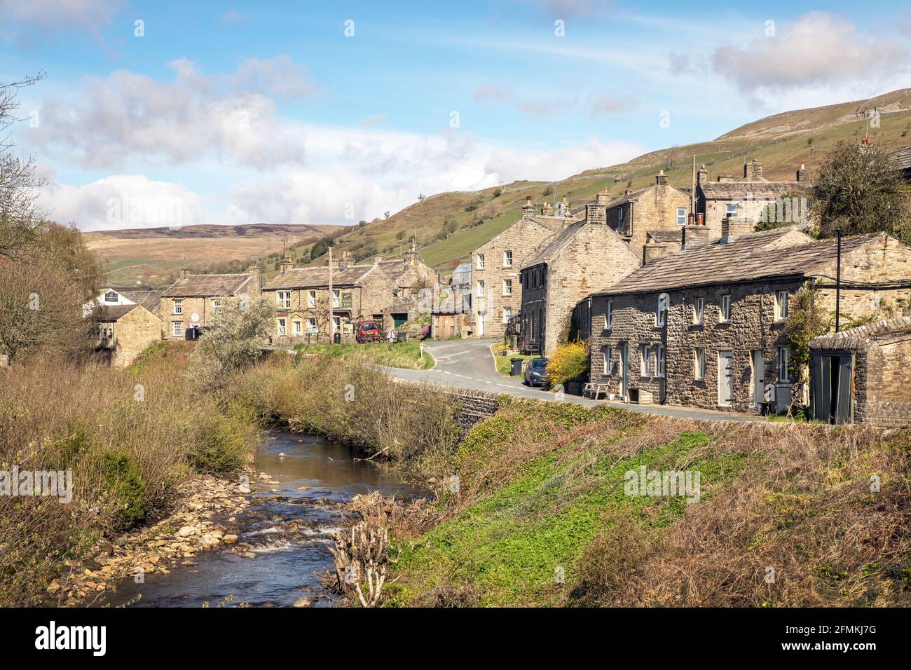 Bellissimo villaggio pittoresco di Muker nel Yorkshire Dales Foto Stock