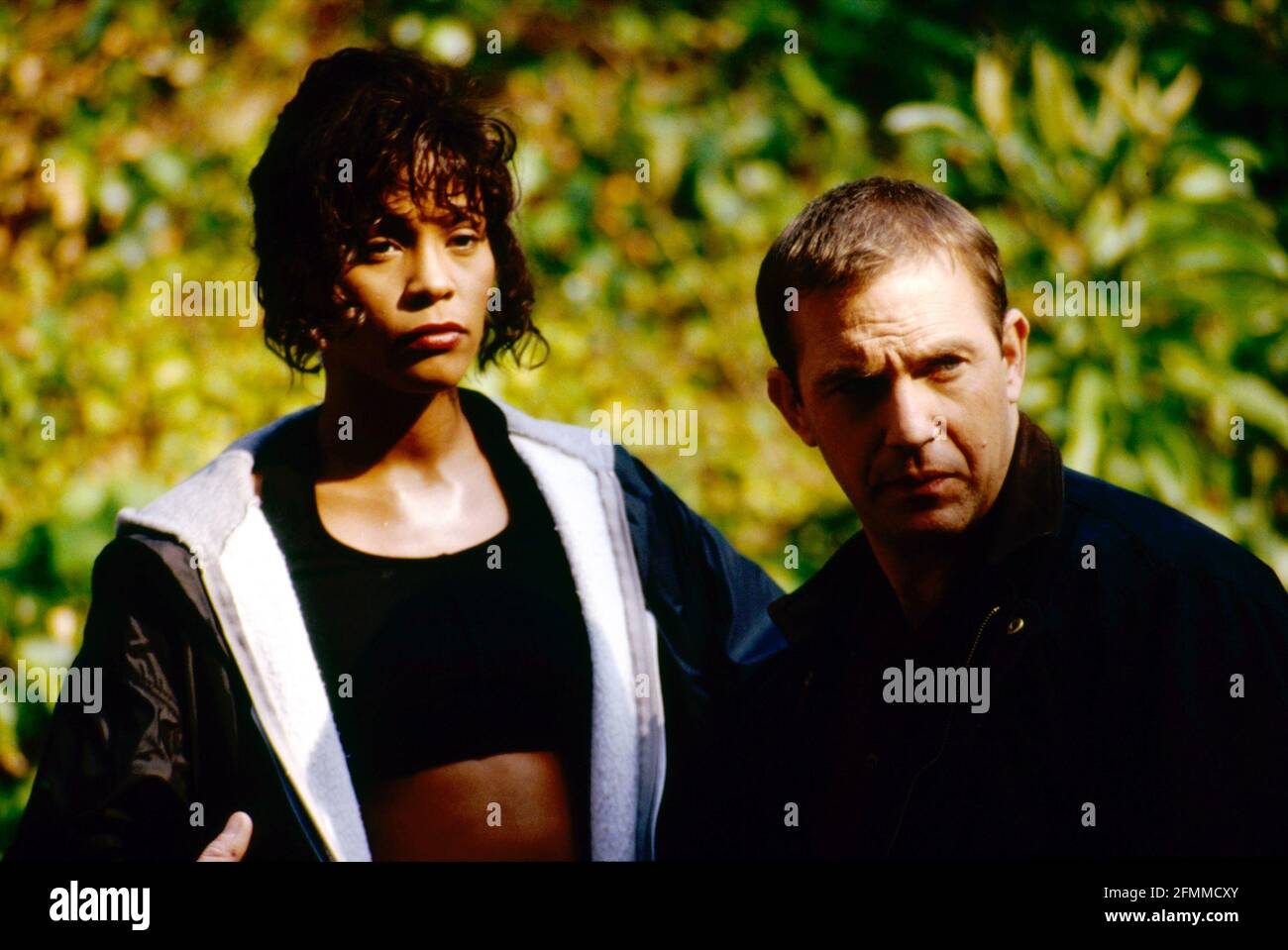 Whitney Houston, Kevin Costner, 'The Bodyguard' © 1992 Warner Bros. / riferimento file n. 34145-080THA Foto Stock