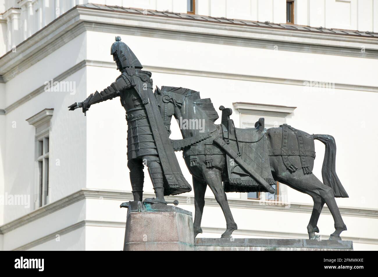 Gediminas monumento equestre sulla Piazza della Cattedrale di Vilnius, Lituania. 19 Settembre 2009 © Wojciech Strozyk / Alamy Stock Foto Foto Stock