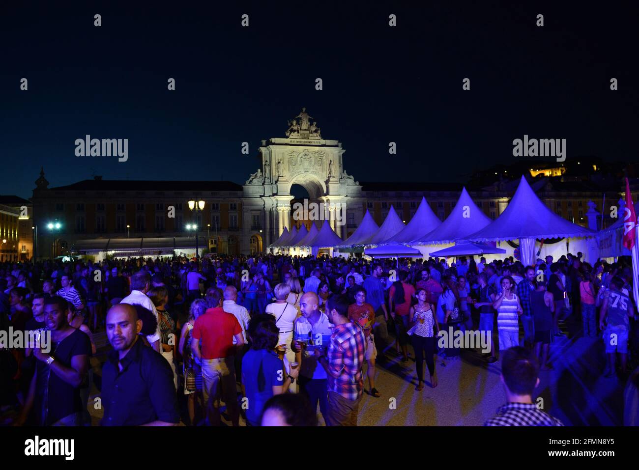 Gay Pride in piazza Comercio a Lisbona, Portogallo. Foto Stock