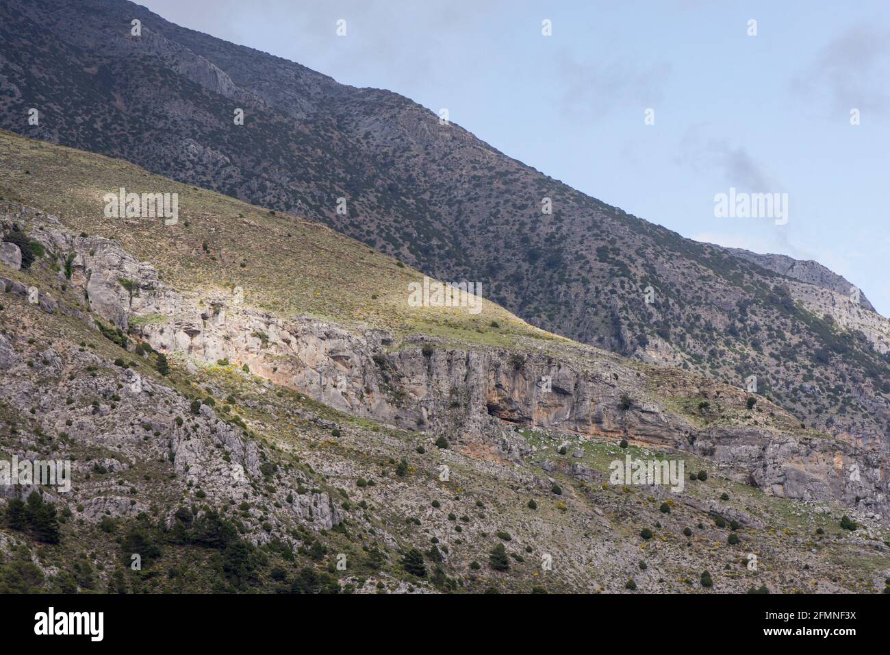Sierra de las Nieves, catena montuosa nella provincia di Malaga, Spagna  Foto stock - Alamy