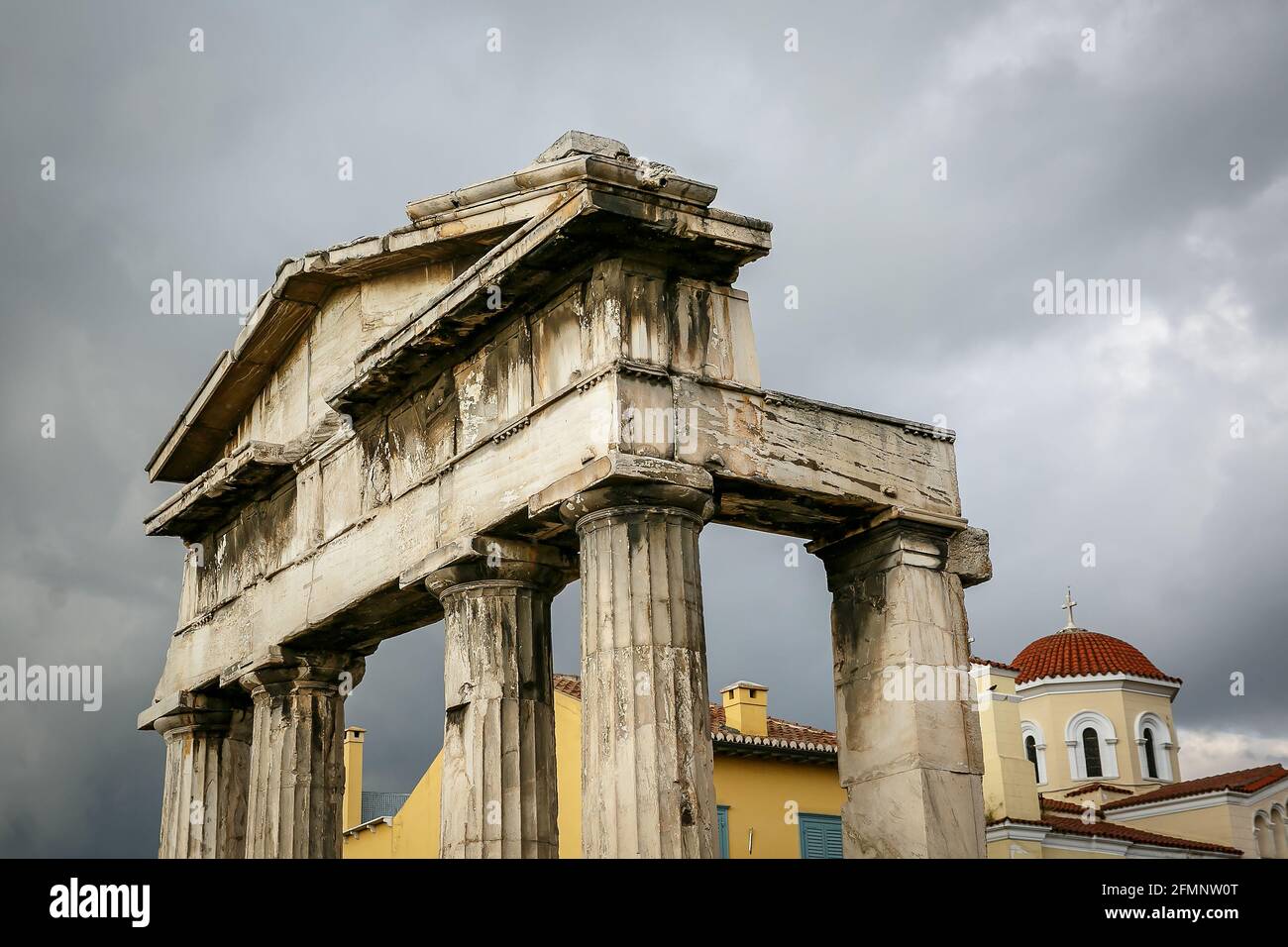 Dettagli di antiche colonne, Arco di Atene Foto Stock