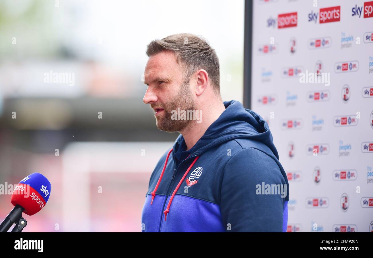 Il manager di Bolton Ian Evatt prima della Sky Bet League due partite tra Crawley Town e Bolton Wanderers al People's Pension Stadium , Crawley , Regno Unito - 8 maggio 2021 - SOLO PER USO EDITORIALE Nessun utilizzo con audio, video, dati, liste di fixture, logo di club/campionato o servizi "live" non autorizzati. L'uso in-match online è limitato a 120 immagini, senza emulazione video. Nessun utilizzo nelle scommesse, nei giochi o nelle pubblicazioni di singoli club/campionati/giocatori Foto Stock