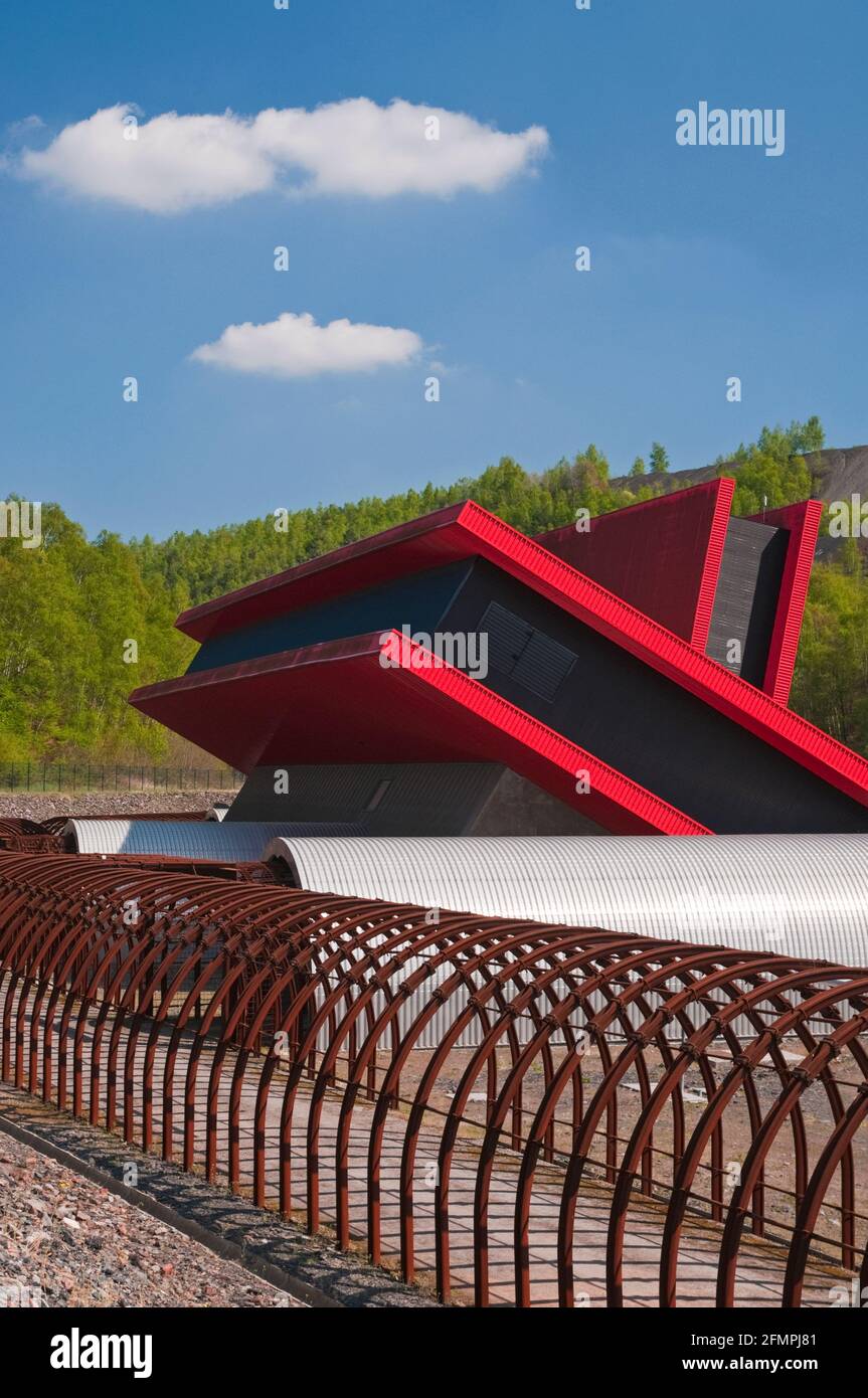 Il moderno edificio di La miniera museo Wendel, Petite-Rosselle, Moselle (57), il Grand Est, Francia Foto Stock