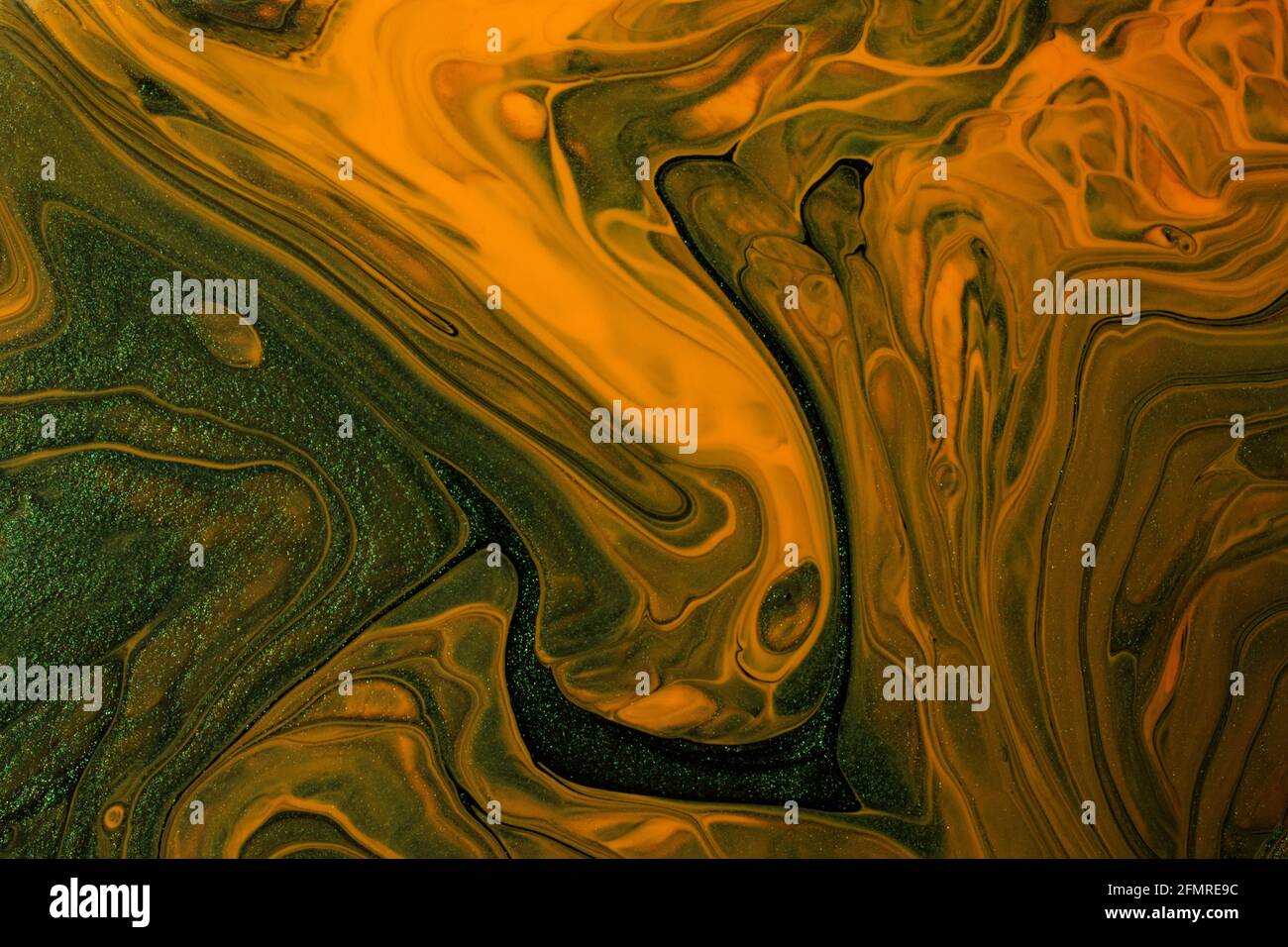Belle macchie di liquido unghie laccs.Fluid art, pour pittura technique.Good come arredamento digitale, copia spazio. Foto Stock