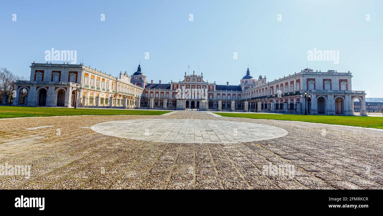 Aranjuez , Spagna - 13 marzo 2016: Visualizza il Palazzo reale di Aranjuez. Il Palazzo reale di Aranjuez è una residenza del re di Spagna, situata in Th Foto Stock