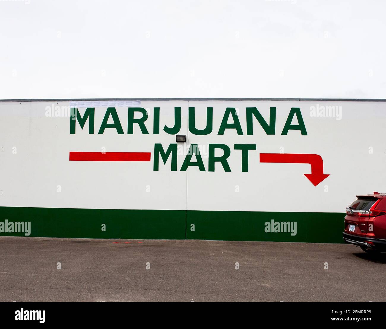 Il Marijuana Mart è una piccola azienda legale nello stato di Washington occidentale, fuori dalla i-5. La cannabis, anche conosciuta come marijuana, pentola o erba. Foto Stock